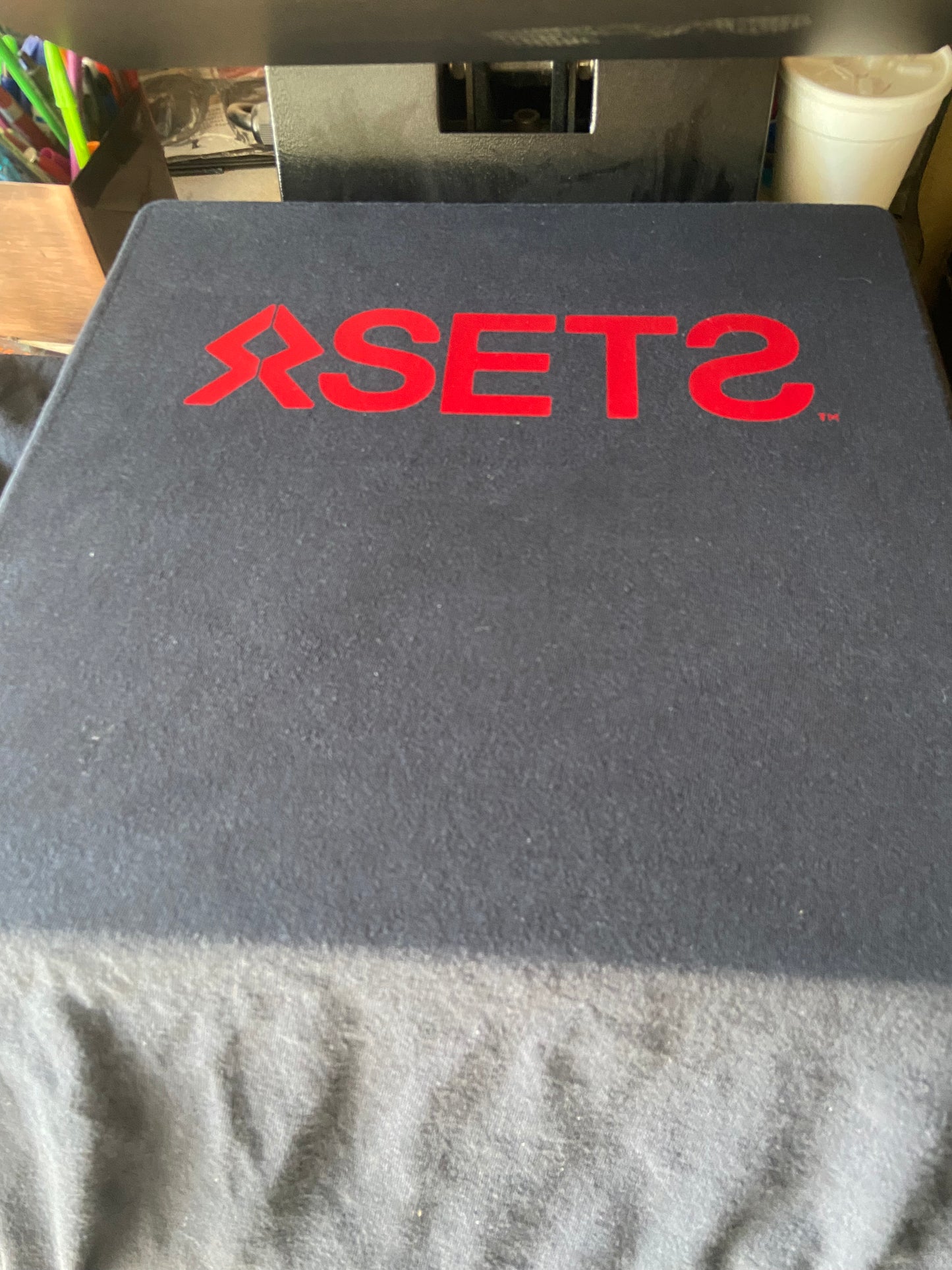 Simple. SETƧ